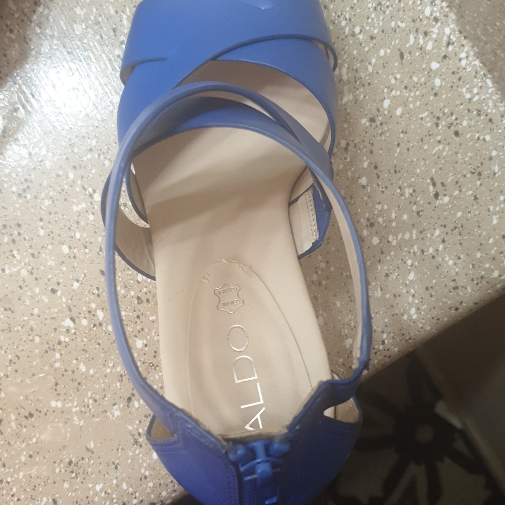 Shoes - Picture 2 of 5